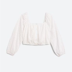 NWT Eyelet crop top
